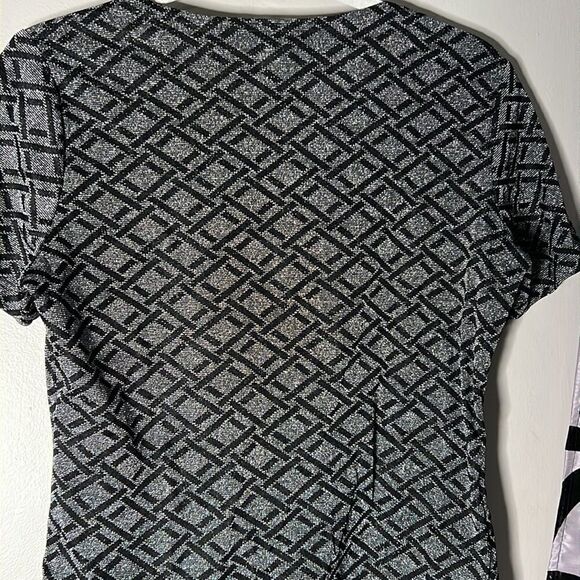 Vue Point by Jordan silver metallic, short sleeve shirt, size large - Picture 10 of 11